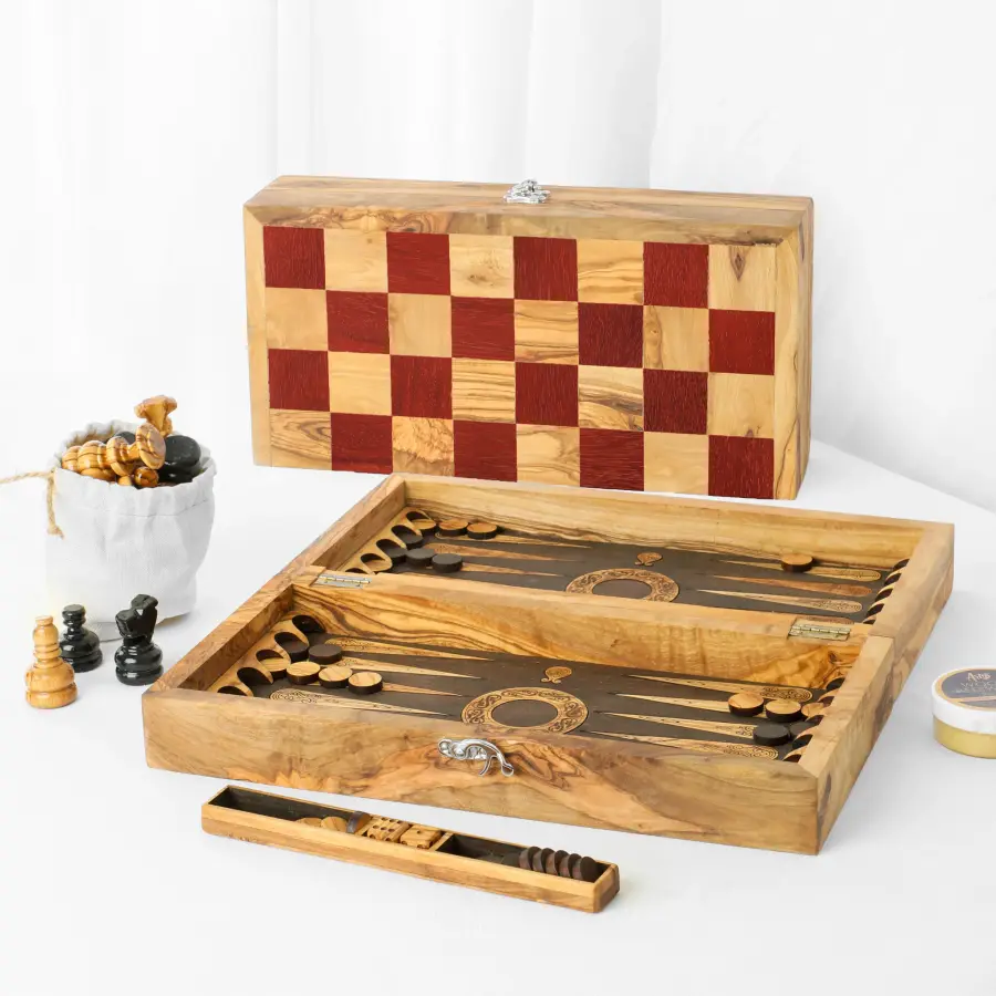 olive wood 2-in-1 foldable board game with red squares