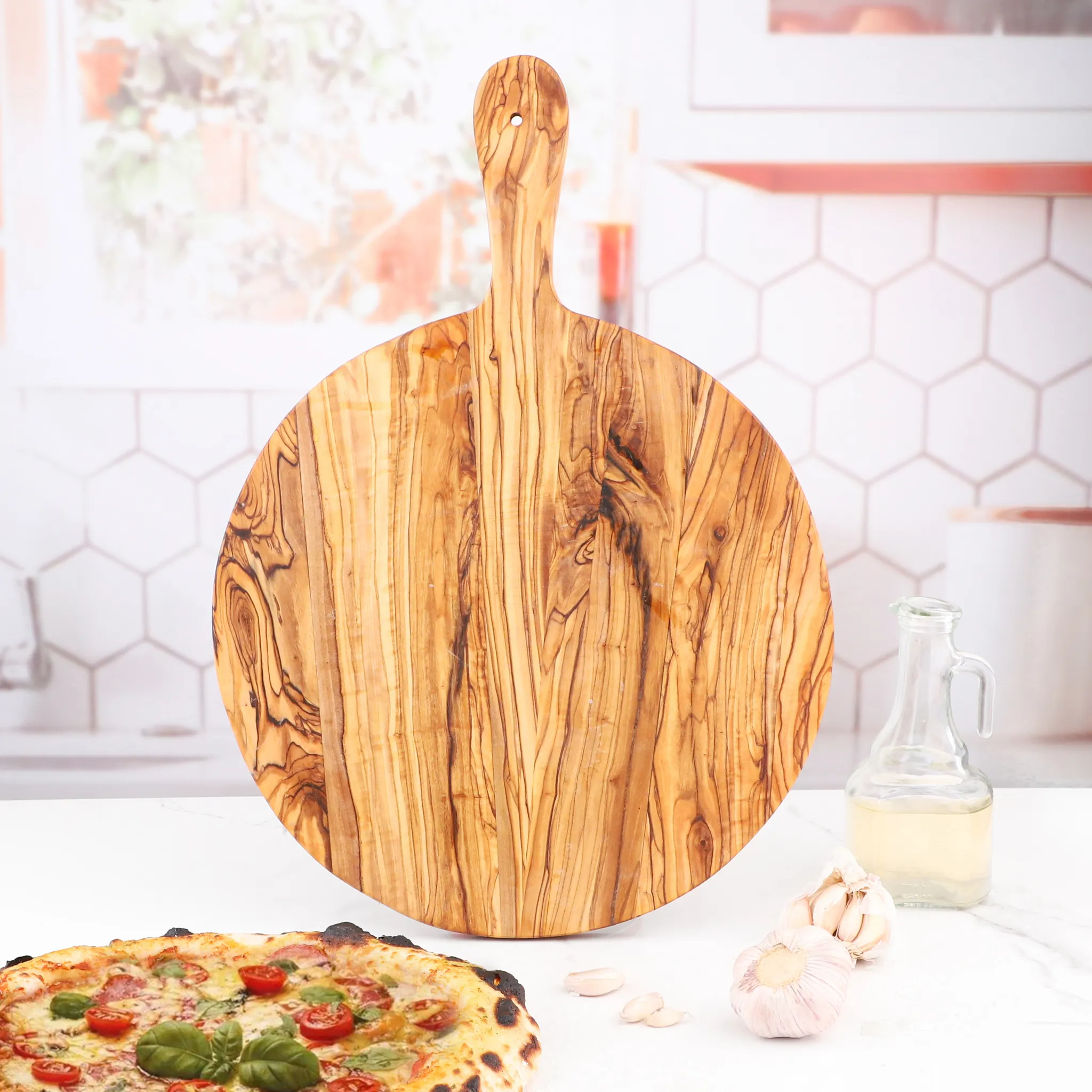 olive wood round pizza board with handle (laminated)